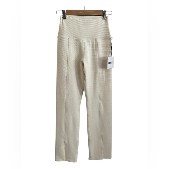 Beach Riot Alani Split Hem Flare Pants in Snow Cloud Waffle Knit NWT Medium - Picture 6 of 15